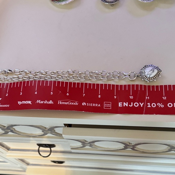 Brighton Howlite Pebble Necklace - Picture 4 of 9